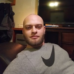 Meet your Posher, Adam